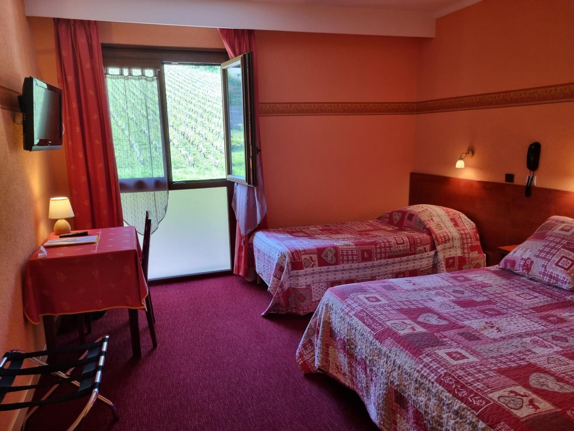 Hotel Bellevue Ayse Exteriér fotografie